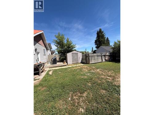 320 4 Avenue S, Cranbrook, BC - Outdoor