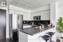 410 - 1600 CHARLES STREET Whitby, ON L1N 0G4