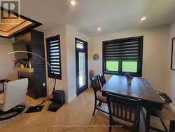 Dining / W/O to deck - 