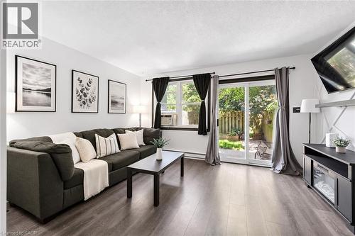 178 GRULKE Street Unit# 11  Kitchener, ON N2A 1T1