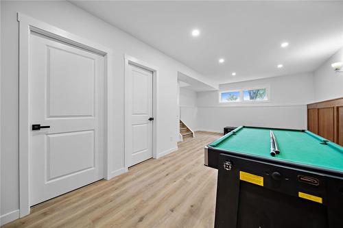 33 Maitland Drive, Winnipeg, MB - Indoor Photo Showing Other Room