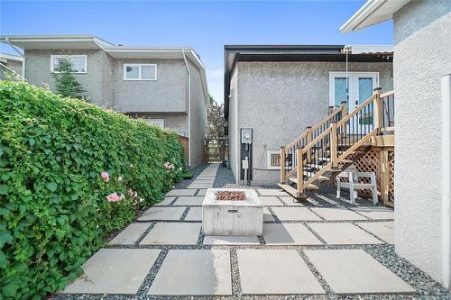 33 Maitland Drive, Winnipeg, MB - Outdoor