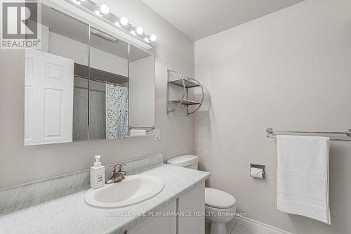 Bathroom - 108 Condor Drive, Ottawa, ON - Indoor Photo Showing Bathroom