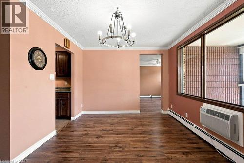 400 Champlain Boulevard Unit# 406, Cambridge, ON - Indoor Photo Showing Other Room