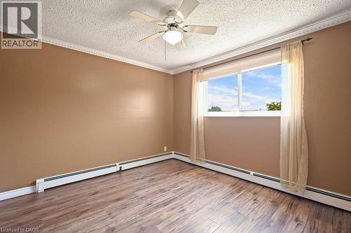 400 Champlain Boulevard Unit# 406, Cambridge, ON - Indoor Photo Showing Other Room