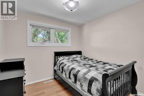 961 Garry Street, Regina, SK - Indoor Photo Showing Bedroom