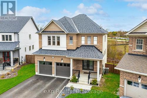 201 MCFARLANE CRESCENT  Centre Wellington (Fergus), ON N1M 0G5