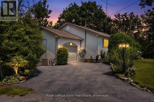 2 IDEAL POINT ROAD S  Kawartha Lakes (Bobcaygeon), ON K0M 1A0