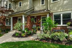 55 - 55 KERMAN AVENUE Grimsby, ON L3M 5G2