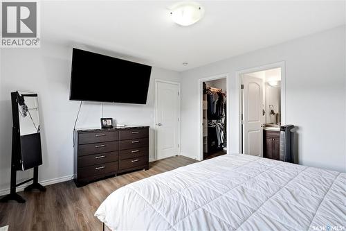 668 Lehrer Crescent, Saskatoon, SK - Indoor Photo Showing Bedroom