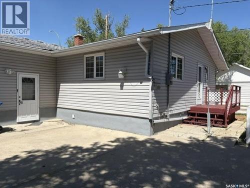 203 Argyle Street, Regina, SK - Outdoor With Exterior