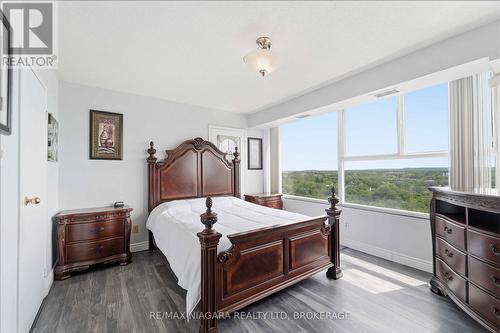 Master bed - 1207 - 7 Gale Crescent, St. Catharines (E. Chester), ON - Indoor Photo Showing Bedroom