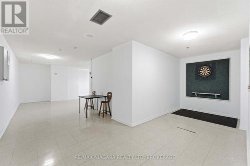 Games room - 1207 - 7 Gale Crescent, St. Catharines (E. Chester), ON - Indoor Photo Showing Other Room