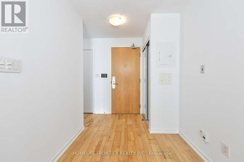 2111 - 65 Bremner Boulevard, Toronto, ON - Indoor Photo Showing Other Room