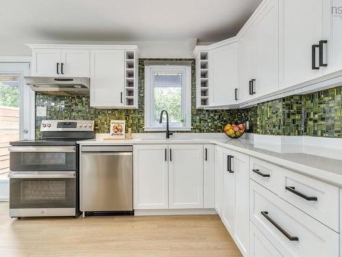 46 Albro Lake Road, Dartmouth, NS - Indoor Photo Showing Kitchen With Upgraded Kitchen