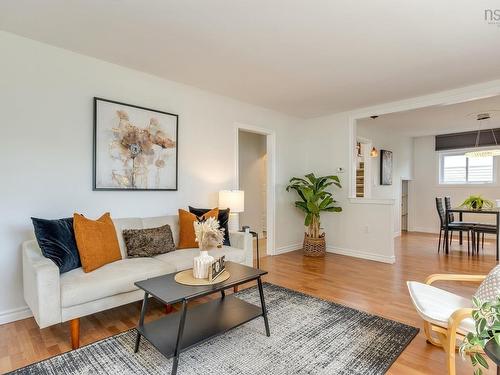 46 Albro Lake Road, Dartmouth, NS - Indoor Photo Showing Living Room