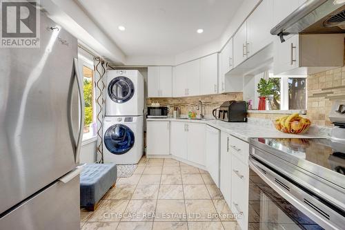 65 Mullis Crescent, Brampton, ON - Indoor Photo Showing Laundry Room