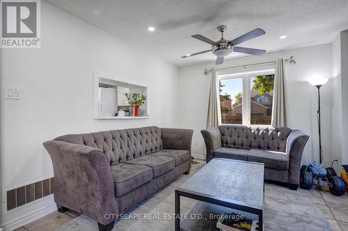 65 Mullis Crescent, Brampton, ON - Indoor Photo Showing Living Room