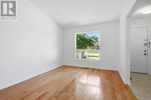 448 Stone Church Road E, Hamilton, ON - Indoor Photo Showing Other Room