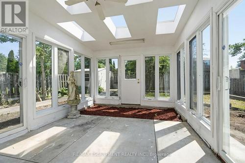 448 Stone Church Road E, Hamilton, ON - Indoor Photo Showing Other Room