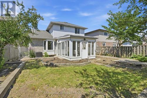 448 Stone Church Road E, Hamilton, ON - Outdoor