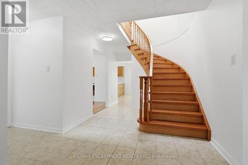 448 Stone Church Road E, Hamilton, ON - Indoor Photo Showing Other Room