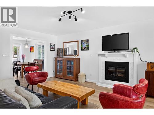 2655 Applegreen Court, West Kelowna, BC - Indoor Photo Showing Living Room With Fireplace
