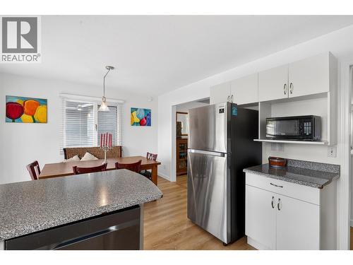 2655 Applegreen Court, West Kelowna, BC - Indoor Photo Showing Kitchen