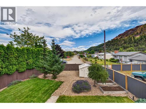 Fully Enclosed Yard with Access to Brentwood Rd - 2655 Applegreen Court, West Kelowna, BC - Outdoor