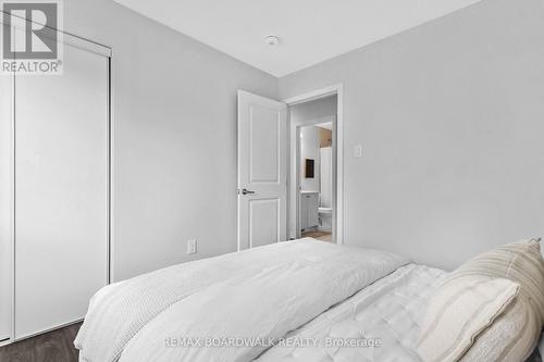 210 Verulam Street, Ottawa, ON - Indoor Photo Showing Bedroom