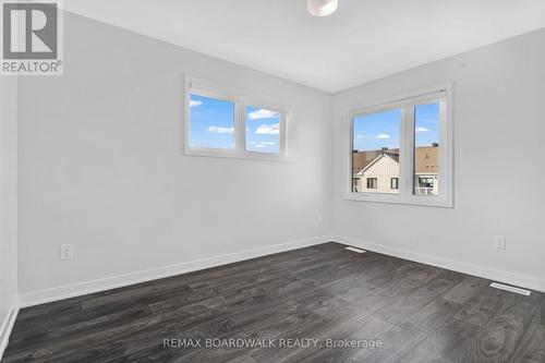 Primary Bedroom - 210 Verulam Street, Ottawa, ON - Indoor Photo Showing Other Room