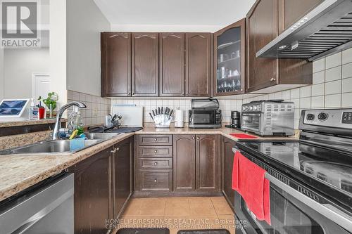 5 Gooseman Crescent, Markham, ON - Indoor Photo Showing Kitchen With Double Sink