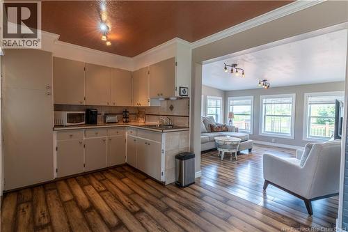 4 Gregg Street, Baie-Sainte-Anne, NB - Indoor Photo Showing Kitchen