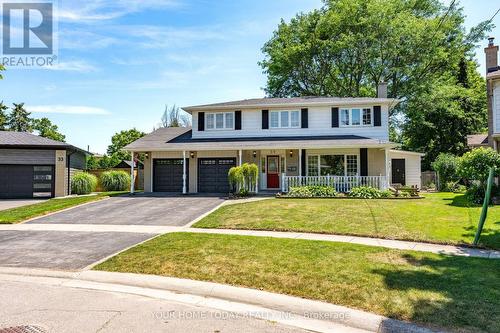 35 DAWSON CRESCENT  Halton Hills, ON L7G 1H3