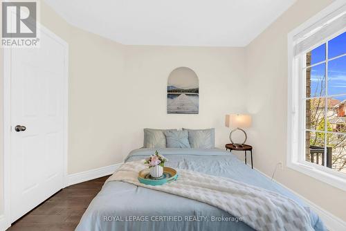 5890 Tampico Way, Mississauga, ON - Indoor Photo Showing Bedroom