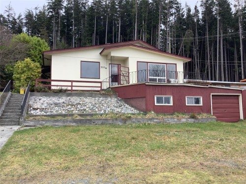 395 2Nd St, Sointula, BC 