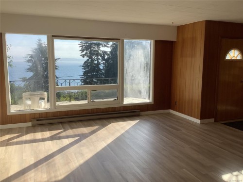 395 2Nd St, Sointula, BC 
