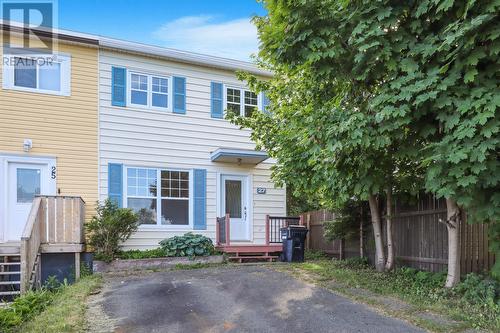 27 Robinsons Place  St John's, NL A1E 4K9