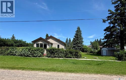 402 4Th Street, Medstead, SK - Outdoor
