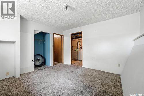 158 Read Avenue, Regina, SK - Indoor Photo Showing Other Room