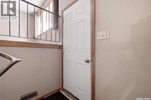 158 Read Avenue, Regina, SK - Indoor Photo Showing Other Room