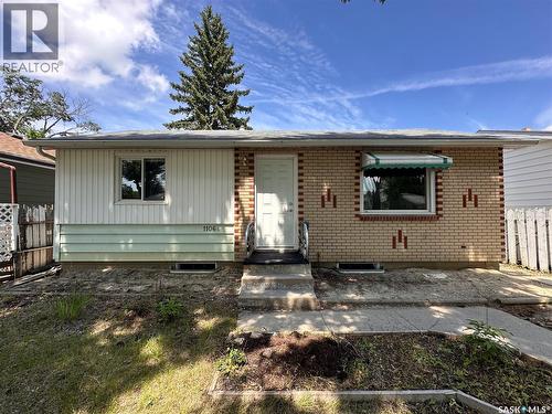 1106 10th AVENUE E  Regina, SK S4N 0J2