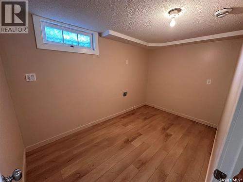 1106 10Th Avenue E, Regina, SK - Indoor Photo Showing Other Room