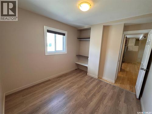 1106 10Th Avenue E, Regina, SK - Indoor Photo Showing Other Room