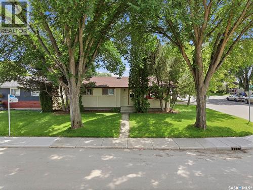 2145 37Th Street W, Saskatoon, SK - Outdoor