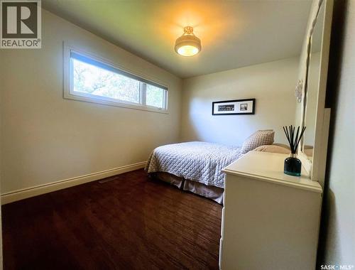 1183 George Street E, Swift Current, SK - Indoor Photo Showing Bedroom