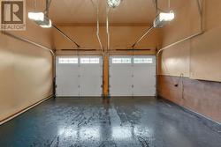 Garage - 