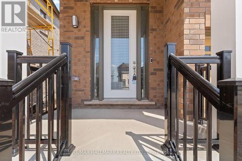 16 Crossmore Crescent, Cambridge, ON -  With Exterior