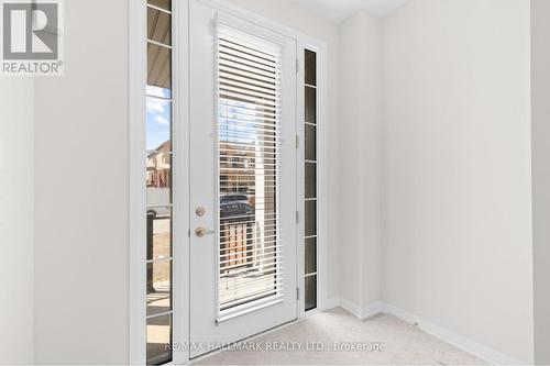 16 Crossmore Crescent, Cambridge, ON - Indoor Photo Showing Other Room