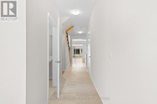 16 Crossmore Crescent, Cambridge, ON - Indoor Photo Showing Other Room